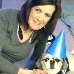 Meet your Posher, Dena